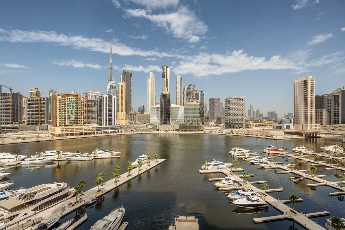 Business Bay — photo 2